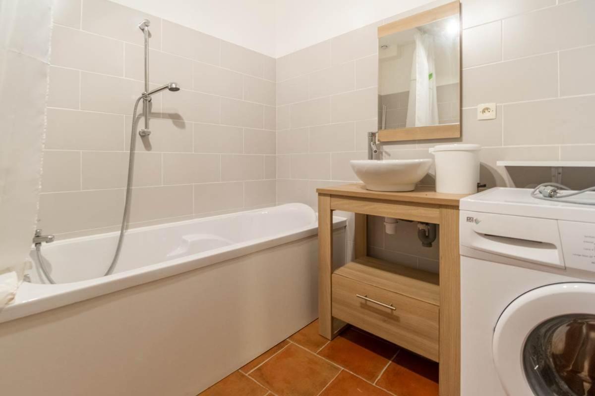 Bed and Breakfast Le Gavachon Leboulin Exterior foto