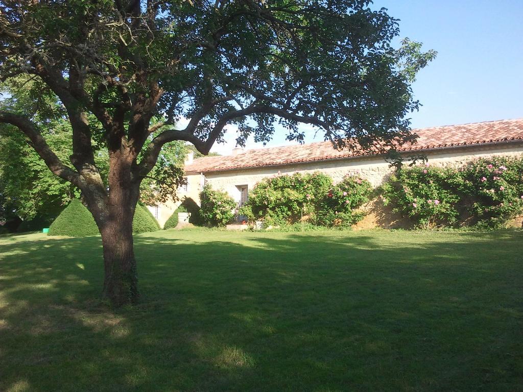 Bed and Breakfast Le Gavachon Leboulin Exterior foto