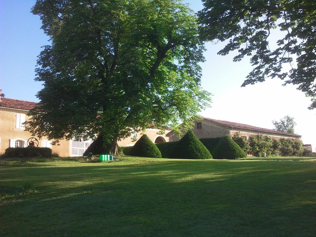 Bed and Breakfast Le Gavachon Leboulin Exterior foto