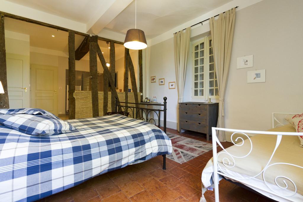 Bed and Breakfast Le Gavachon Leboulin Exterior foto