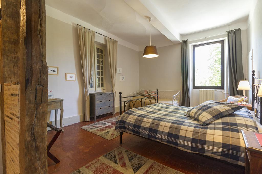 Bed and Breakfast Le Gavachon Leboulin Exterior foto