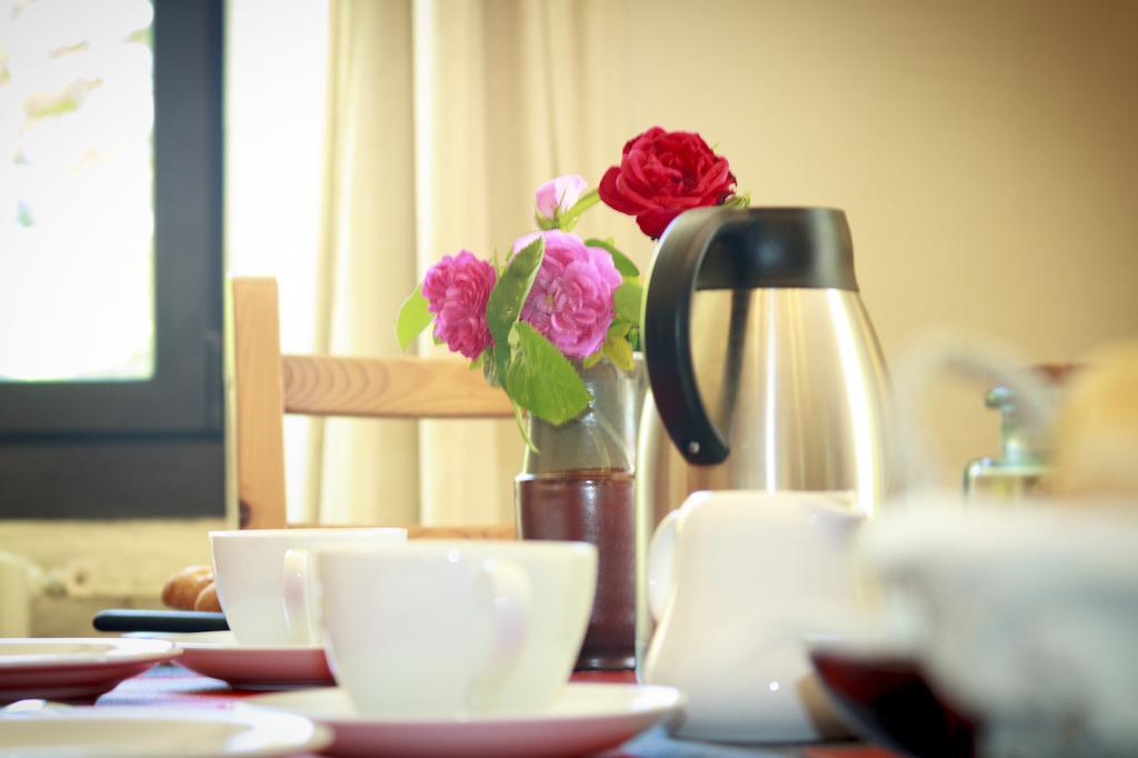 Bed and Breakfast Le Gavachon Leboulin Exterior foto